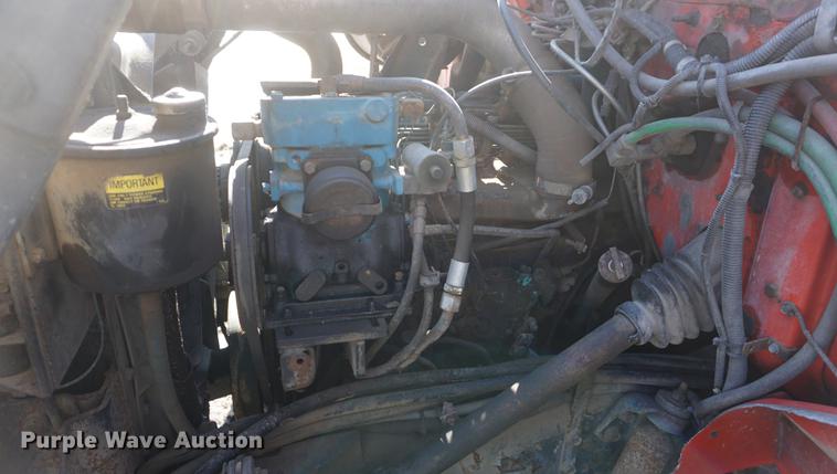 image for item DF7628 1991 International 4900 dump truck