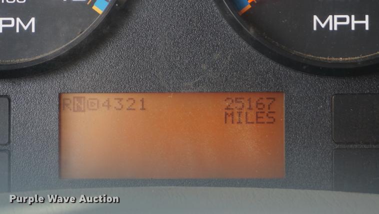 image for item DF7630 2009 International 7300 service truck