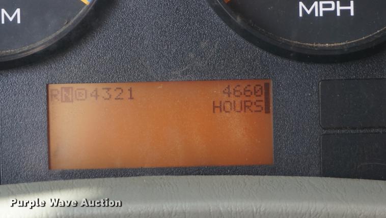 image for item DF7630 2009 International 7300 service truck