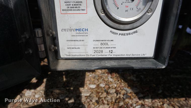 image for item DF7630 2009 International 7300 service truck