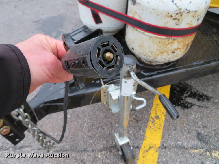 image for item DG3840 2016 Weiler TT250 asphalt tack distributor trailer