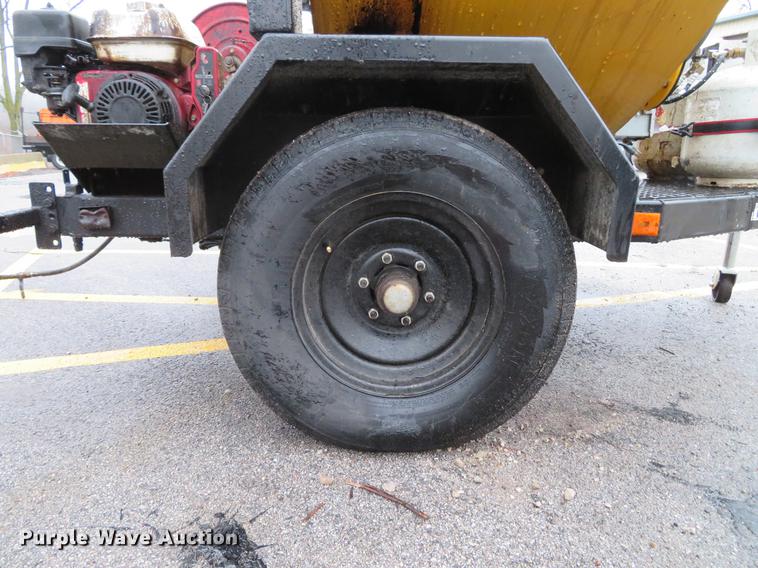 image for item DG3840 2016 Weiler TT250 asphalt tack distributor trailer