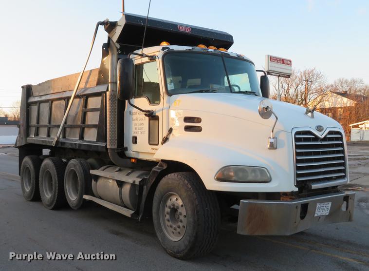image for item DG3849 2004 Mack CX612 dump truck