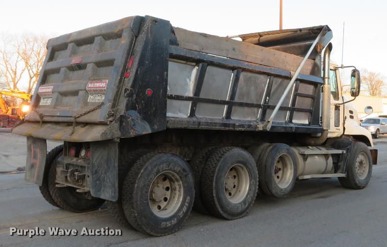 image for item DG3849 2004 Mack CX612 dump truck