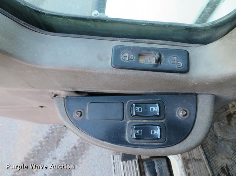 image for item DG3849 2004 Mack CX612 dump truck