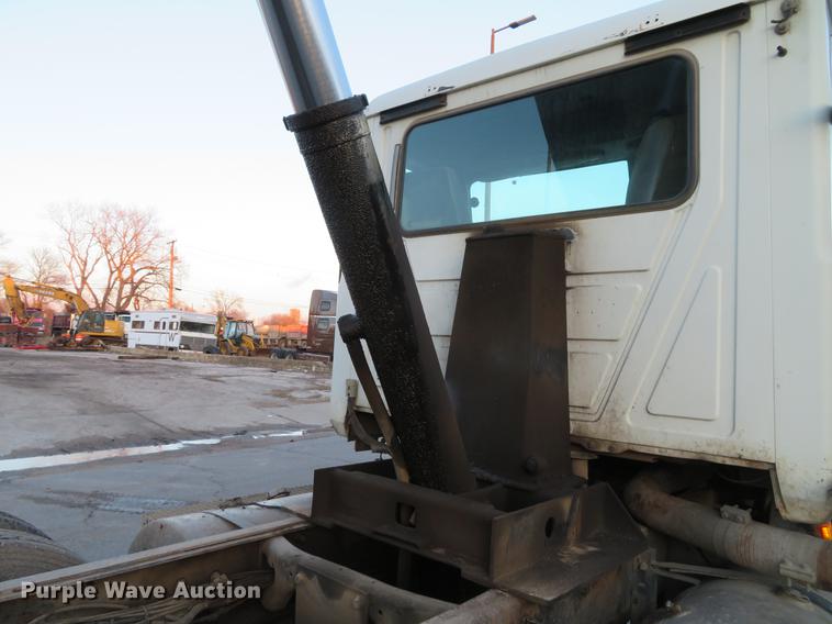 image for item DG3849 2004 Mack CX612 dump truck