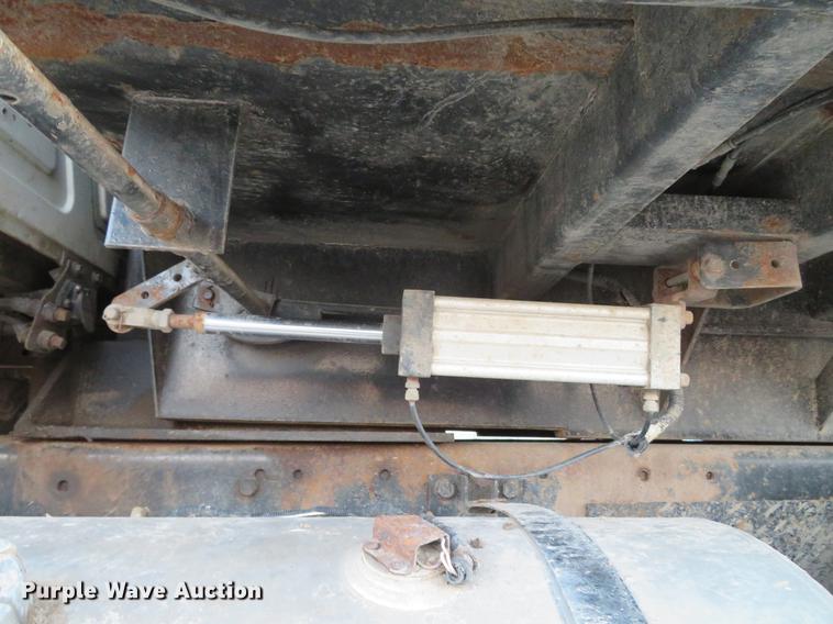 image for item DG3849 2004 Mack CX612 dump truck