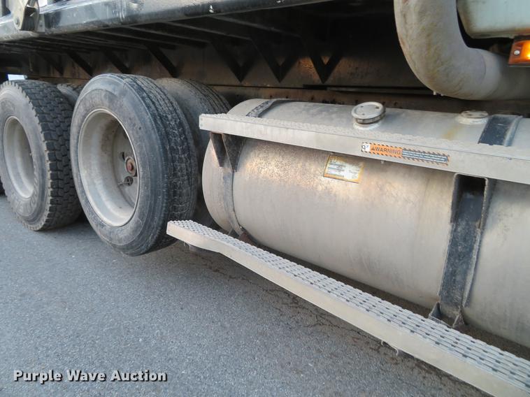 image for item DG3849 2004 Mack CX612 dump truck