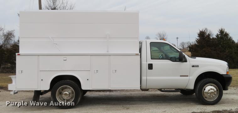 image for item DG3851 2003 Ford F550 Super Duty XL utility truck