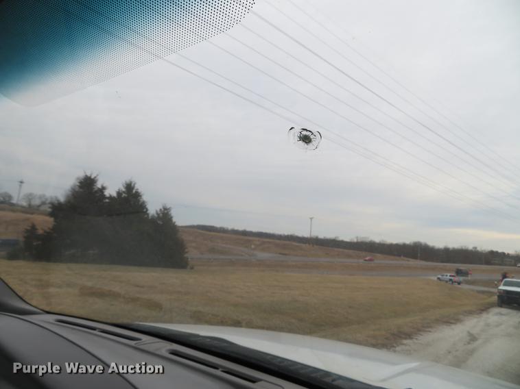 image for item DG3851 2003 Ford F550 Super Duty XL utility truck