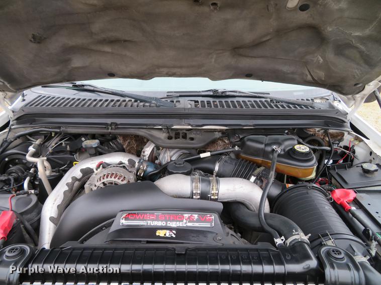 image for item DG3851 2003 Ford F550 Super Duty XL utility truck