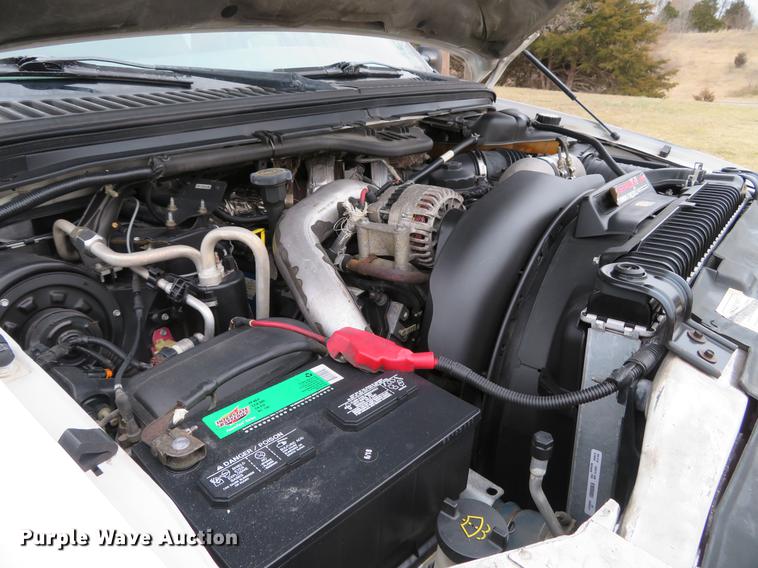 image for item DG3851 2003 Ford F550 Super Duty XL utility truck
