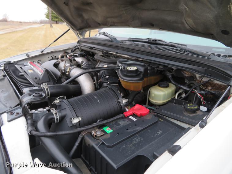 image for item DG3851 2003 Ford F550 Super Duty XL utility truck