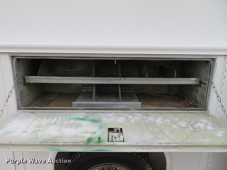 image for item DG3851 2003 Ford F550 Super Duty XL utility truck