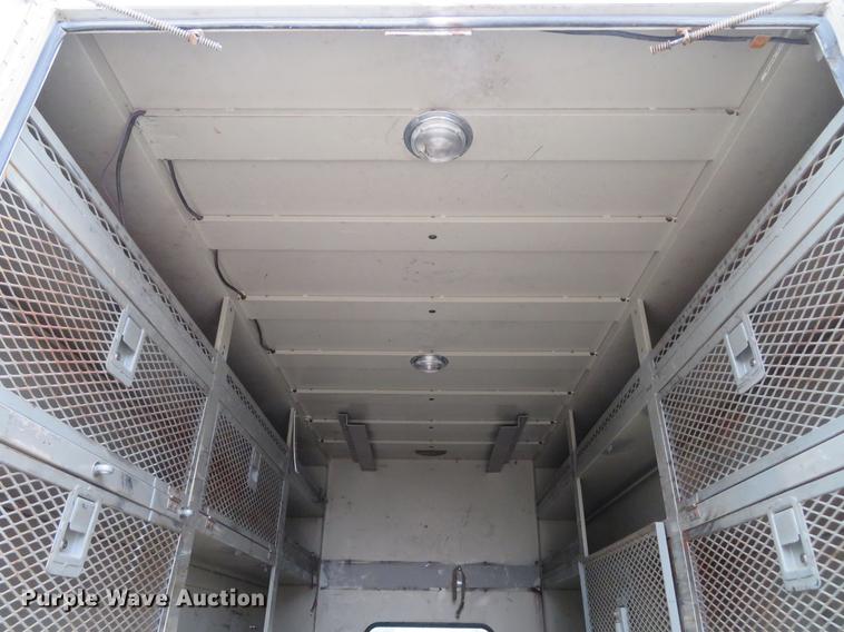 image for item DG3851 2003 Ford F550 Super Duty XL utility truck