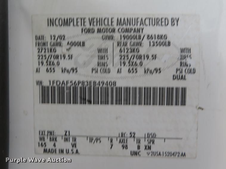 image for item DG3851 2003 Ford F550 Super Duty XL utility truck