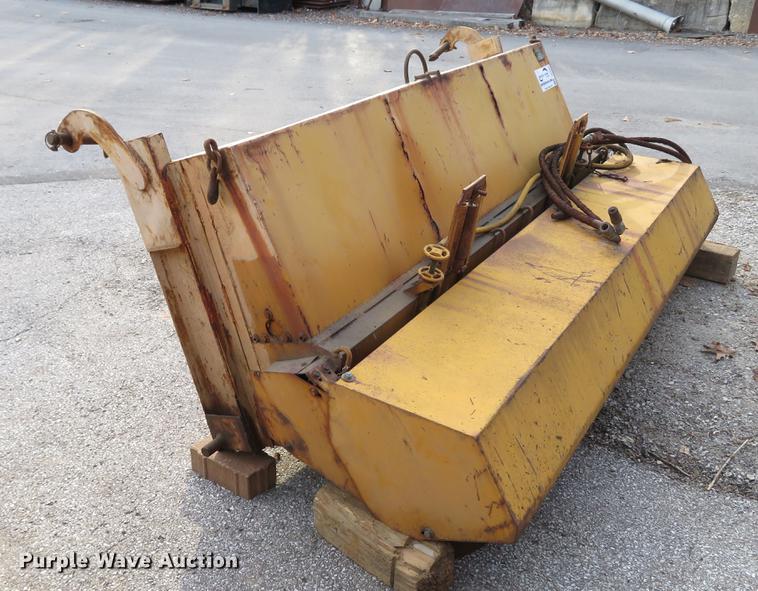 image for item DG3862 Flink HD6 tailgate spreader