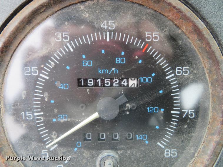 image for item DG3882 1992 Ford CF8000 seal coat truck