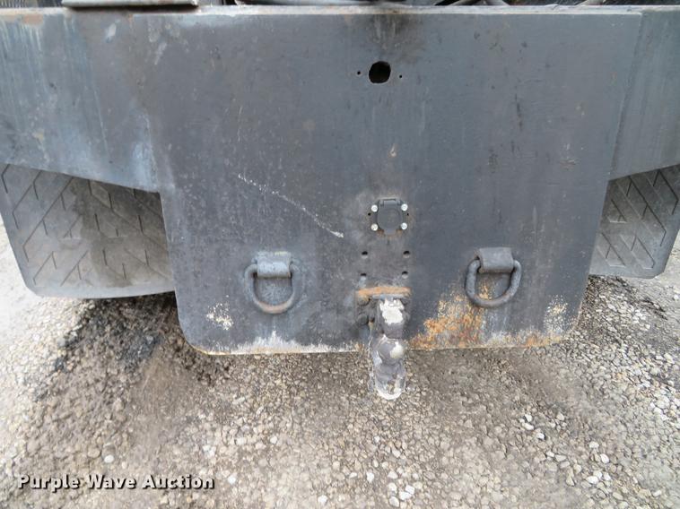 image for item DG3882 1992 Ford CF8000 seal coat truck