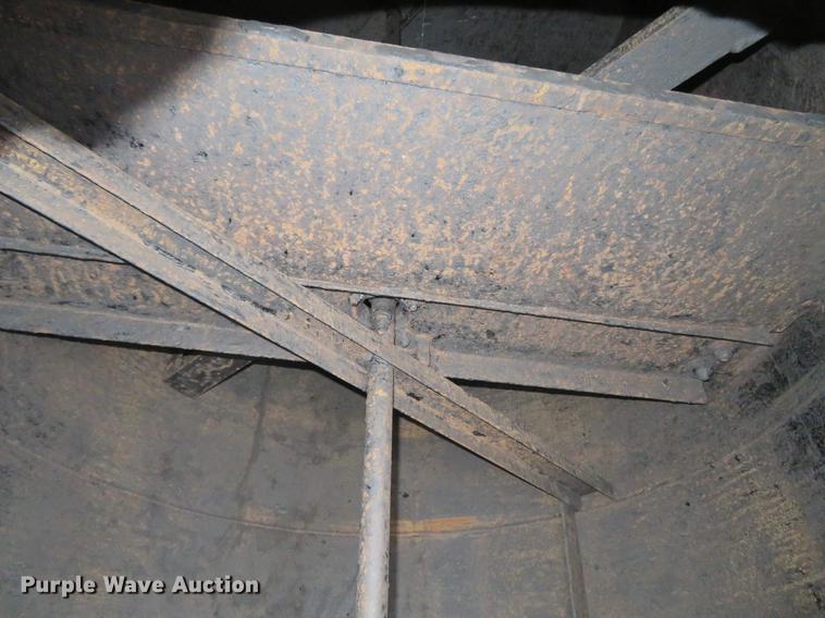 image for item DG3882 1992 Ford CF8000 seal coat truck