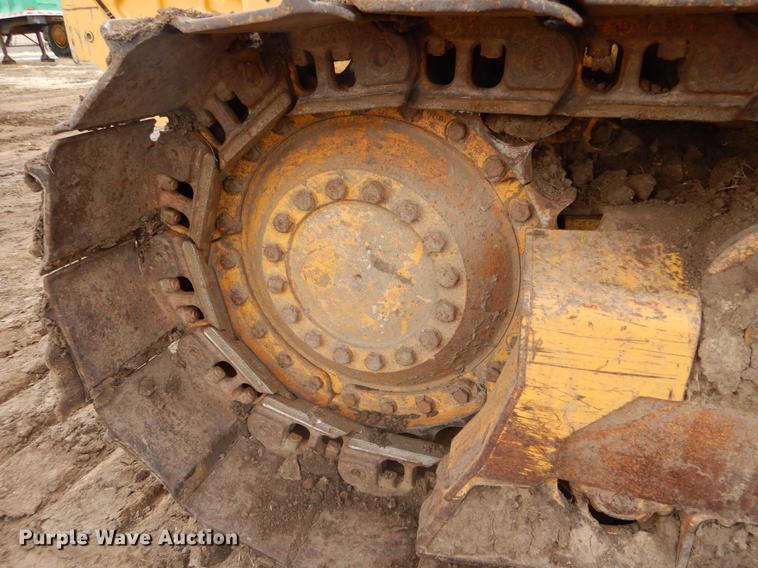 image for item DY9223 2007 John Deere 700J XLT dozer