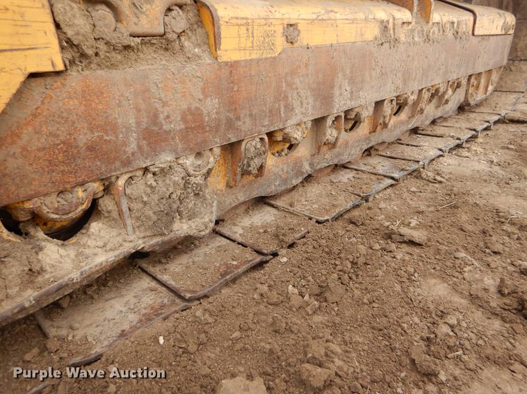 image for item DY9223 2007 John Deere 700J XLT dozer