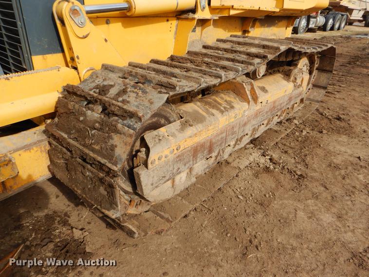 image for item DY9223 2007 John Deere 700J XLT dozer