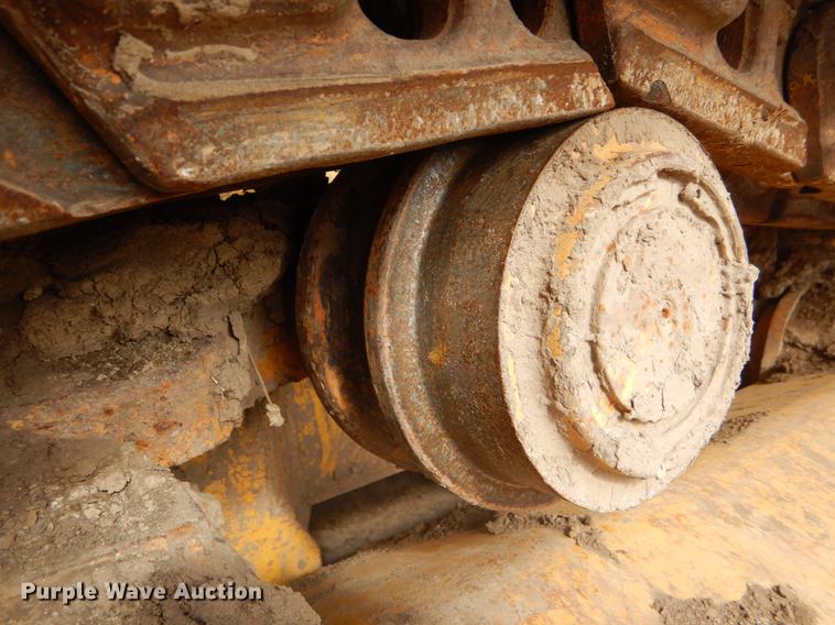 image for item DY9223 2007 John Deere 700J XLT dozer