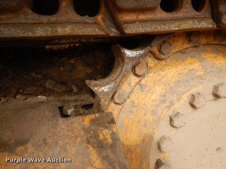 image for item DY9223 2007 John Deere 700J XLT dozer