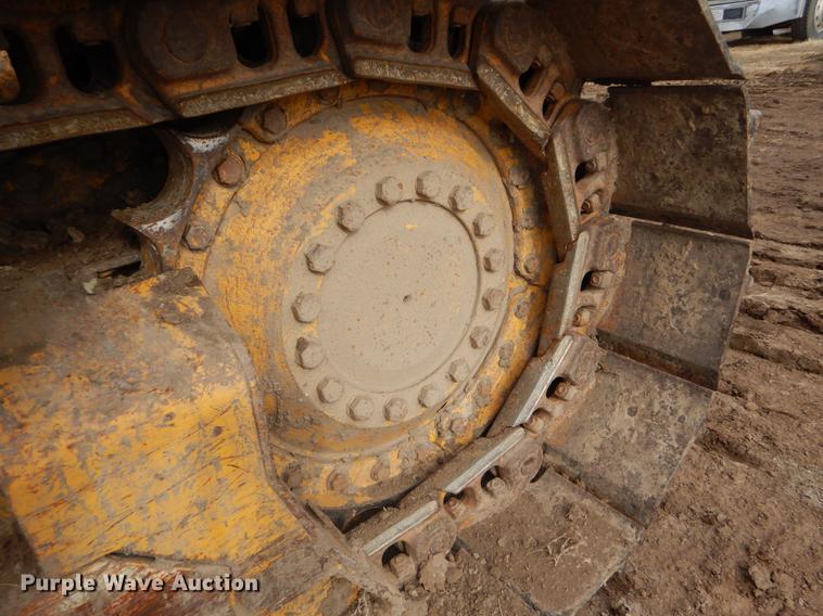 image for item DY9223 2007 John Deere 700J XLT dozer