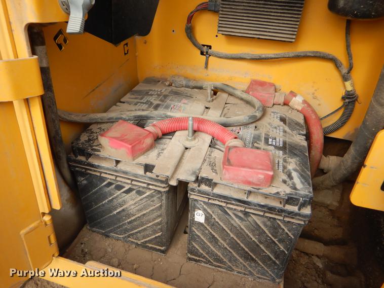 image for item DY9223 2007 John Deere 700J XLT dozer