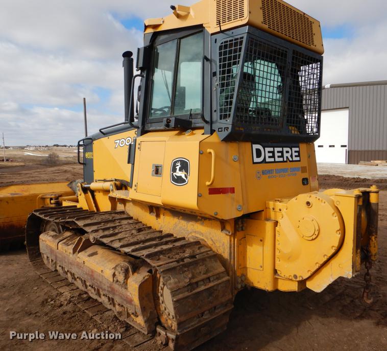image for item DY9223 2007 John Deere 700J XLT dozer