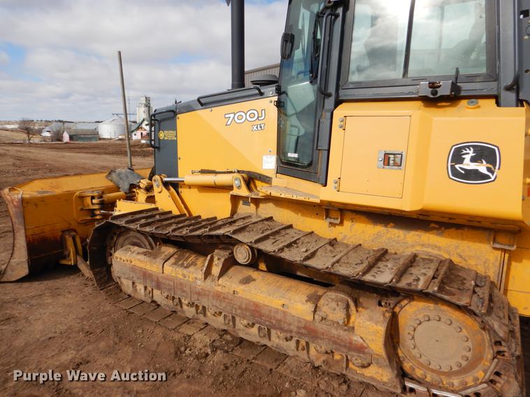 image for item DY9223 2007 John Deere 700J XLT dozer
