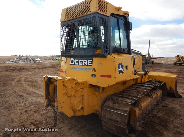 image for item DY9223 2007 John Deere 700J XLT dozer