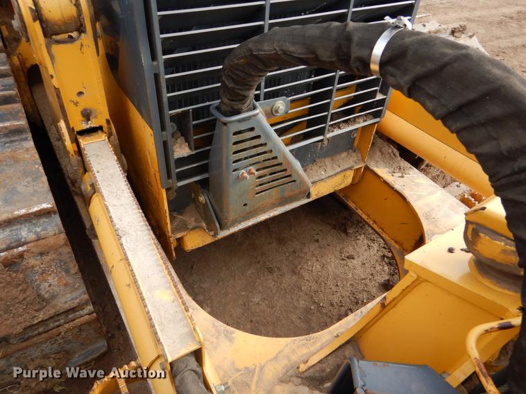 image for item DY9223 2007 John Deere 700J XLT dozer