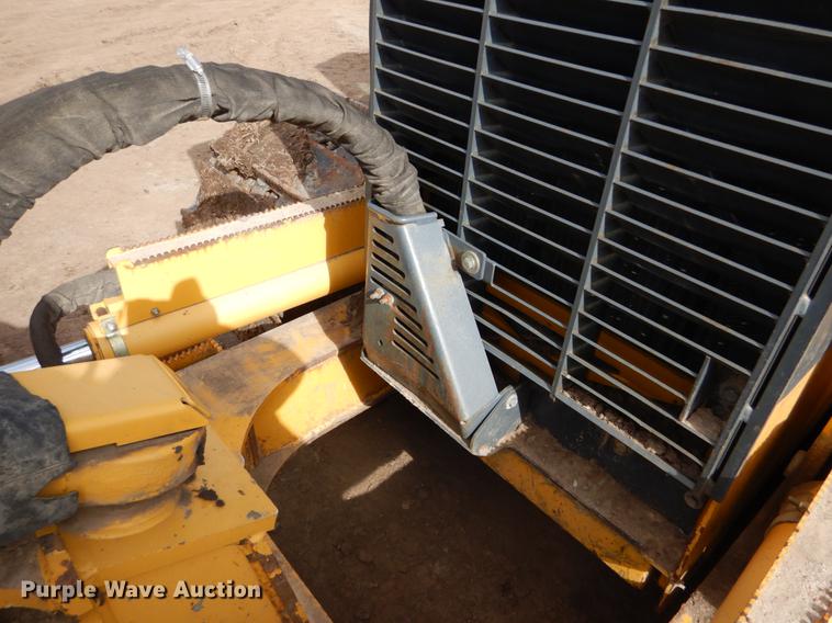 image for item DY9223 2007 John Deere 700J XLT dozer