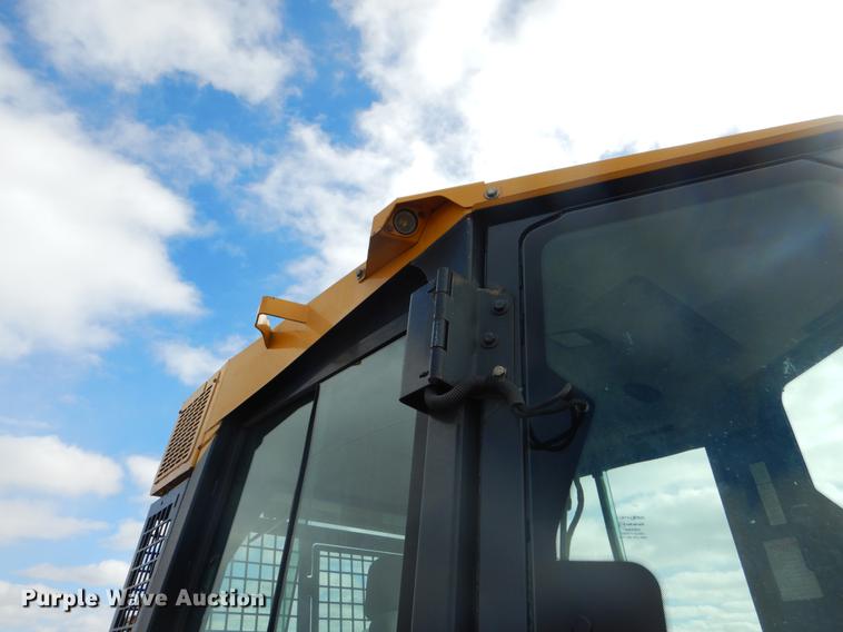 image for item DY9223 2007 John Deere 700J XLT dozer