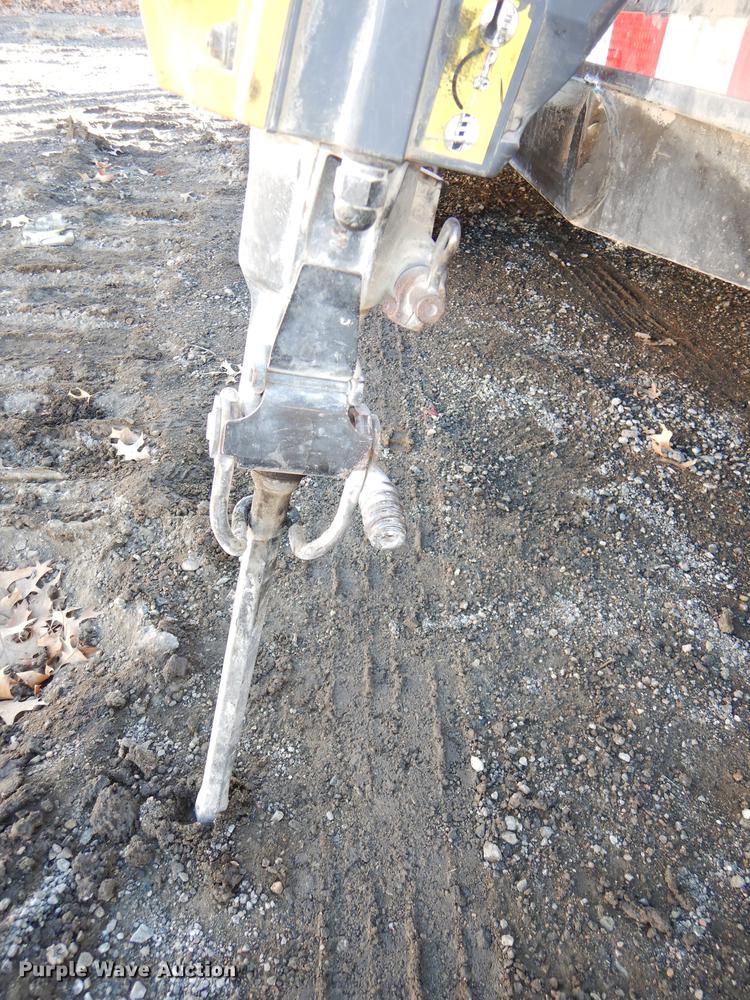 image for item EA9143 2013 H&H Mini Mud Jacking trailer