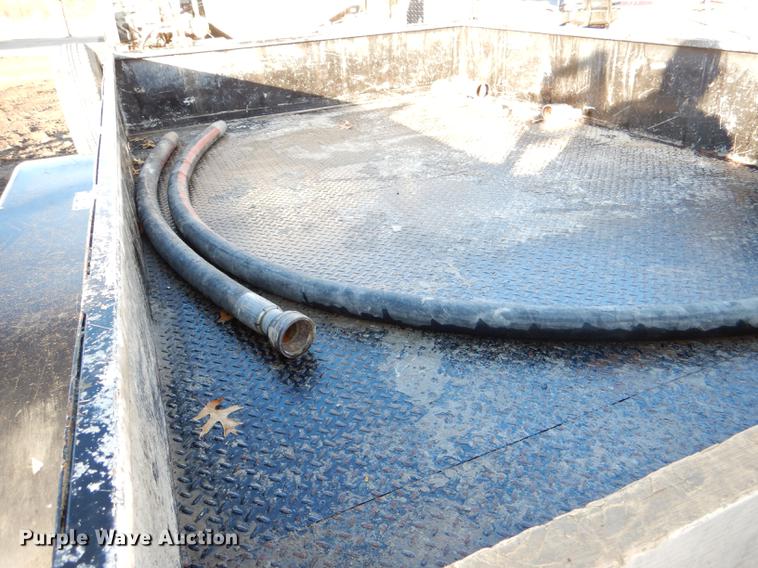 image for item EA9143 2013 H&H Mini Mud Jacking trailer