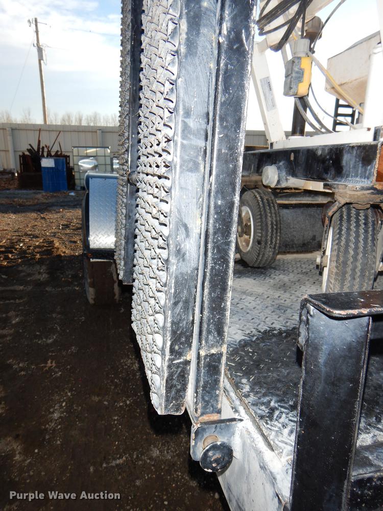 image for item EA9143 2013 H&H Mini Mud Jacking trailer