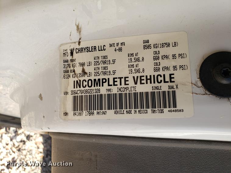 image for item EN9778 2008 Dodge Ram 5500 bucket truck