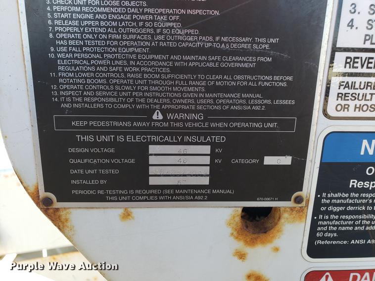 image for item EN9778 2008 Dodge Ram 5500 bucket truck