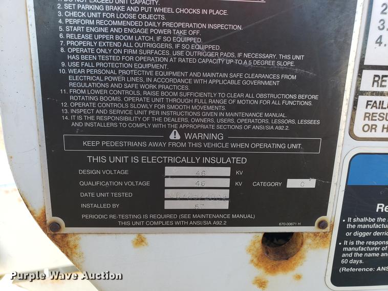 image for item EN9778 2008 Dodge Ram 5500 bucket truck