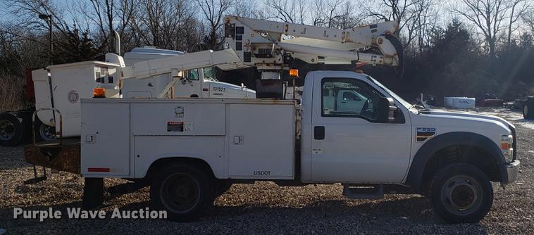 image for item EN9779 2008 Ford F550 Super Duty bucket truck
