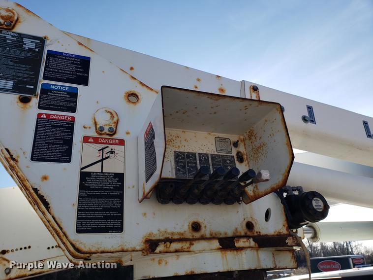 image for item EN9779 2008 Ford F550 Super Duty bucket truck