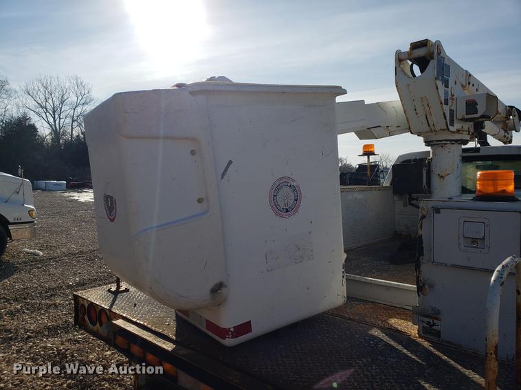 image for item EN9779 2008 Ford F550 Super Duty bucket truck