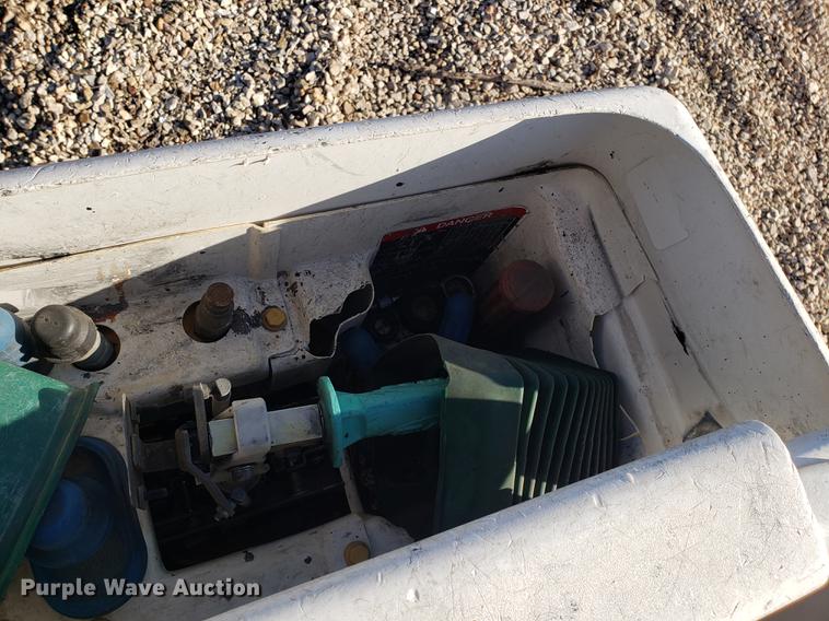 image for item EN9779 2008 Ford F550 Super Duty bucket truck