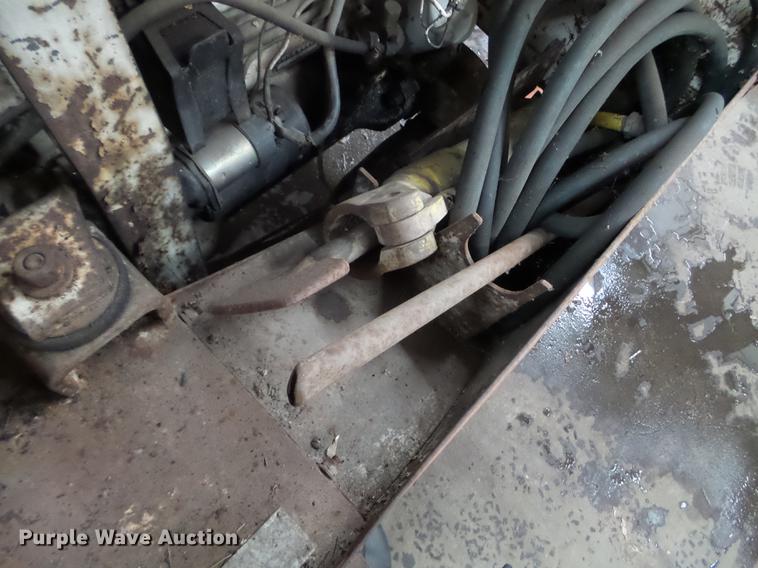 image for item EW9941 Gardner Denver GD185 air compressor