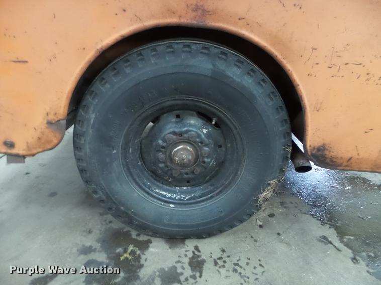 image for item EW9941 Gardner Denver GD185 air compressor