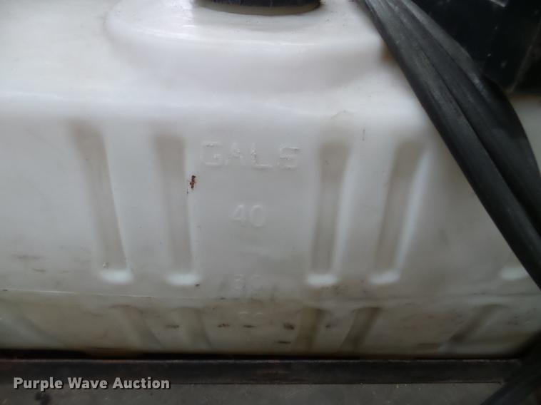 image for item EW9942 (3) tanks